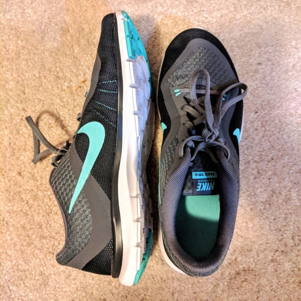 Nike Flex shoes